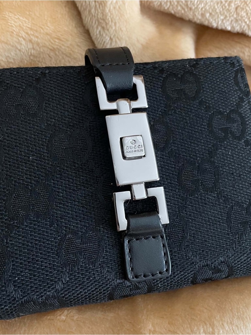 Gucci Black GG Canvas wallet monogram Clasp